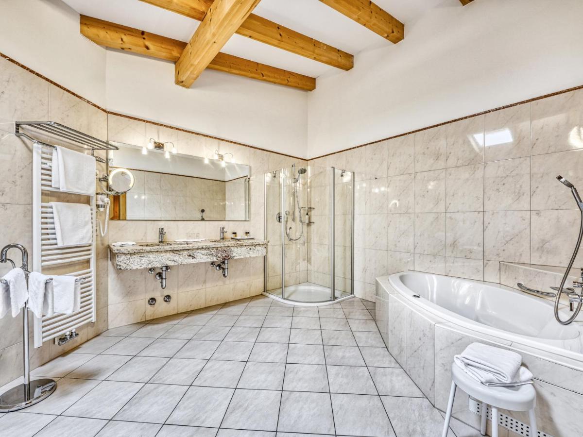 Hotel Traubenheim Tirol Eksteriør bilde